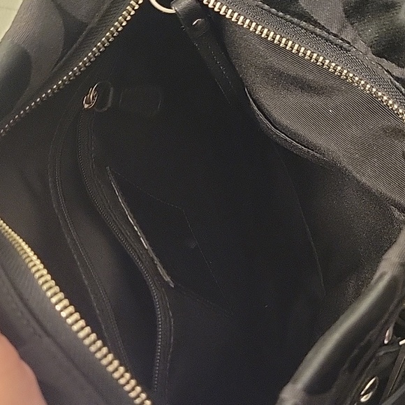 Coach Signature Bag - Picture 5 of 7